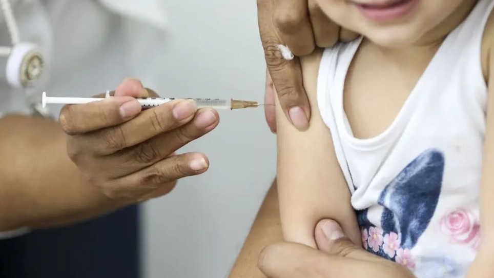  Minas: ‘Dia D’ da vacinação contra a dengue será em 23 de março, confirma secretário de Saúde  Marcelo Camargo | Agência Brasil